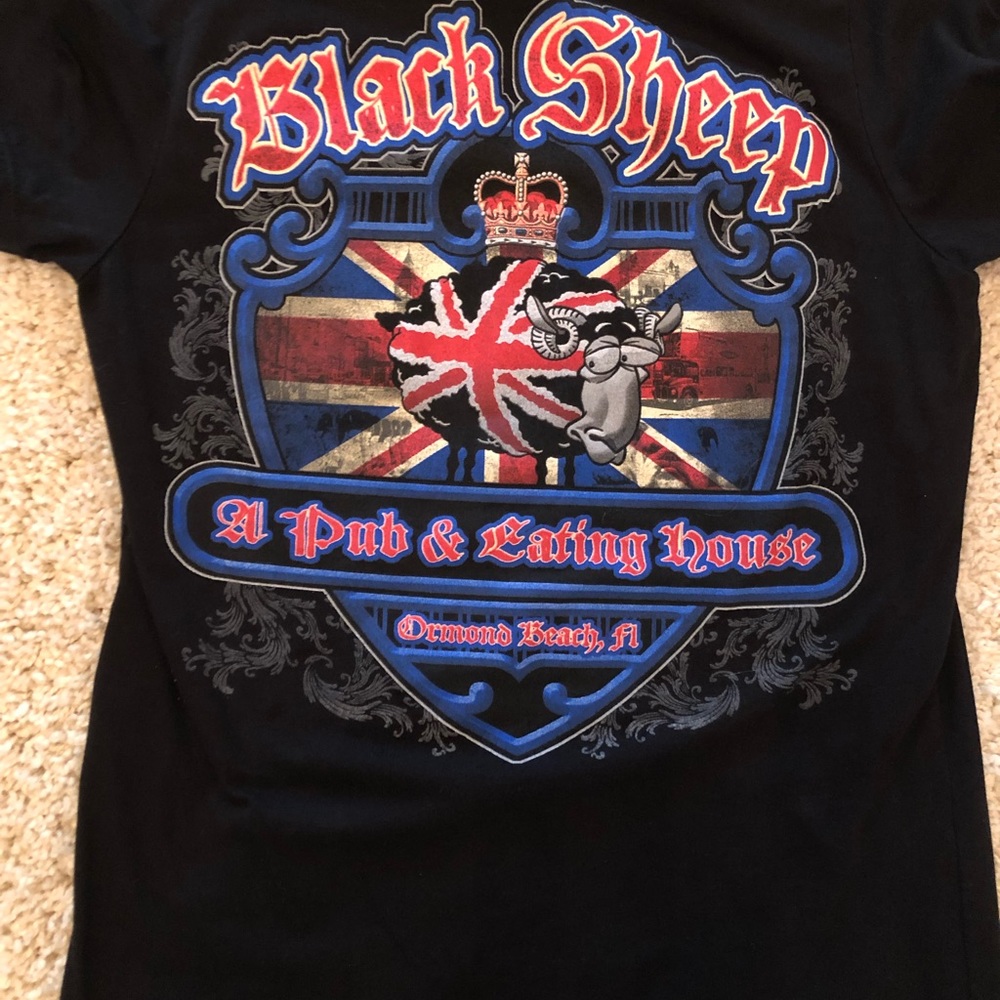 Woman’s tee